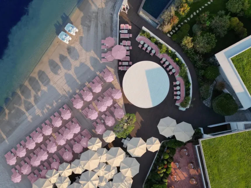 Cap d'Antibes Beach Hotel : un havre hors du temps sur la Côte d'Azur