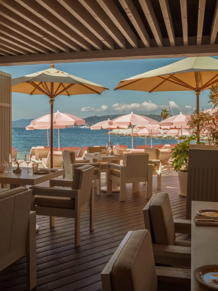 Cap d'Antibes Beach Hotel : un havre hors du temps sur la Côte d'Azur
