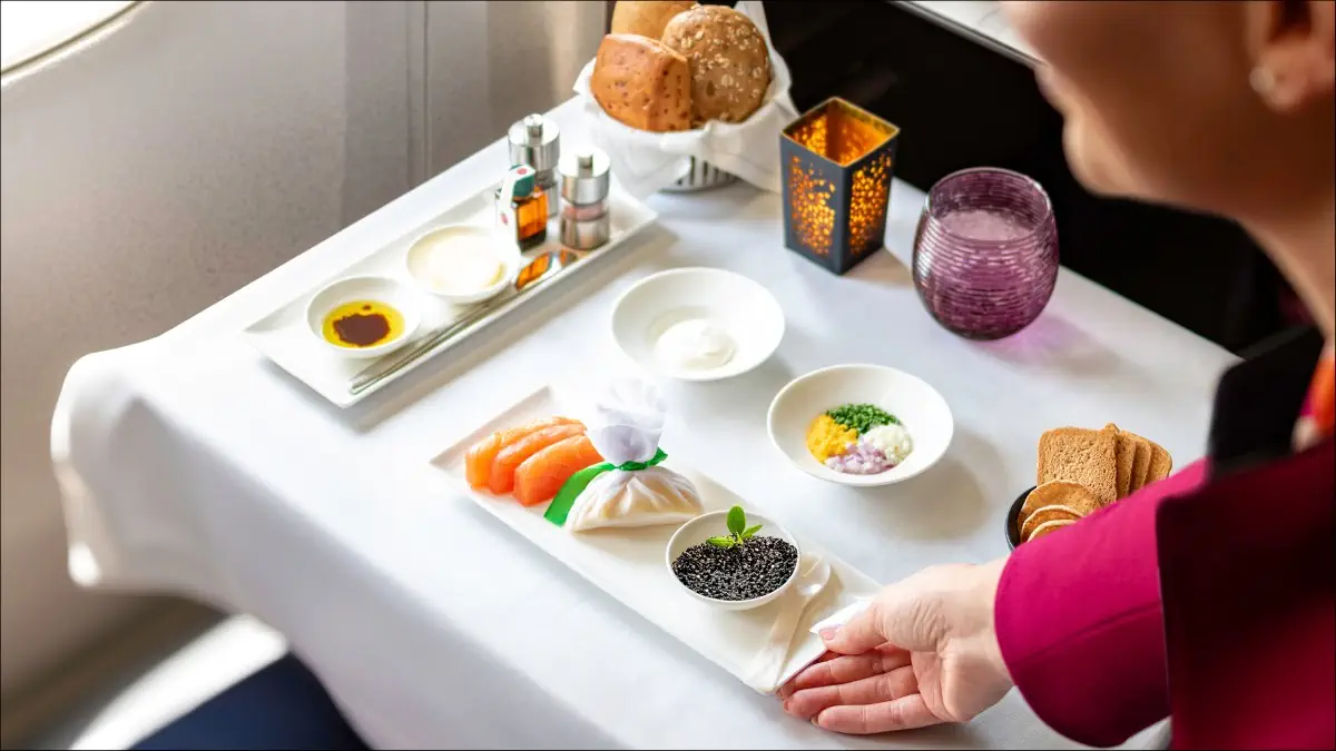 Qatar Airways élève l'expérience de la classe affaires avec du caviar