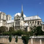 La Cathédrale Notre-Dame de Paris symbole éternel du patrimoine français