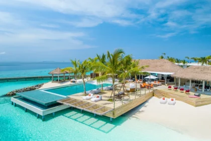 L'InterContinental Maldives Maamunagau Resort organisera la quatrième Manta Retreat en mars 2025