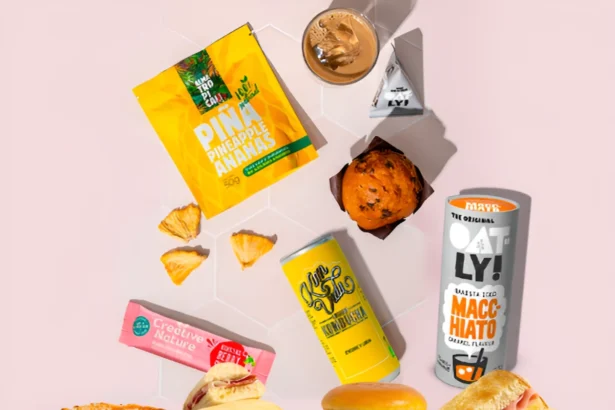 Vueling transforme son offre de restauration à bord en proposant un cocktail signature européen