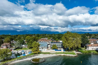 L'Auberge Port-Gitana réinvente l'art de vivre au bord du Léman