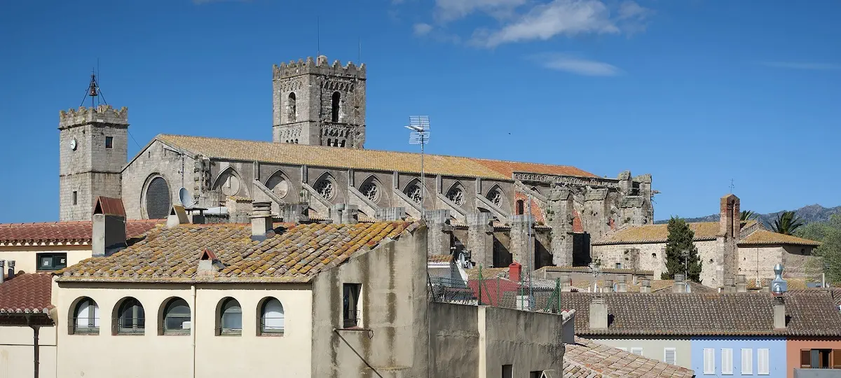 Que faire à Empuriabrava, au-delà des canaux ?