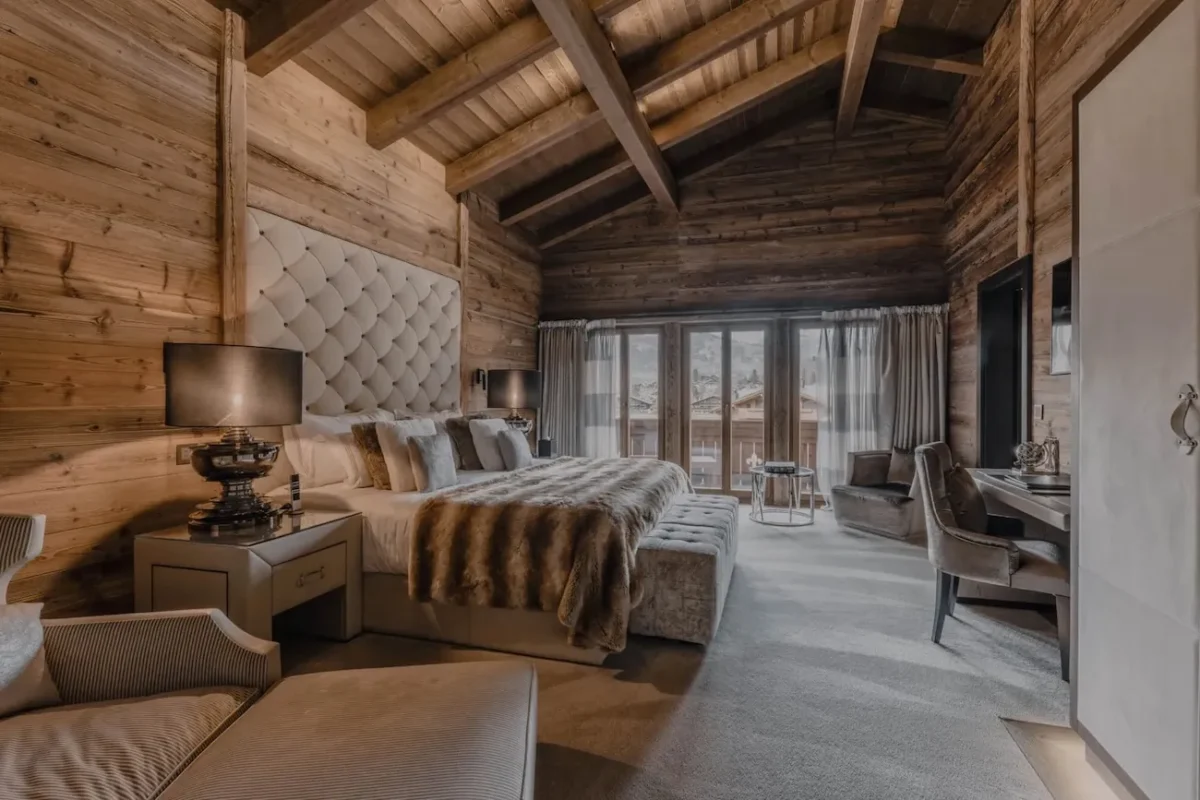 À Gstaad, le Fouquet’s troque les Champs-Élysées pour les cimes
